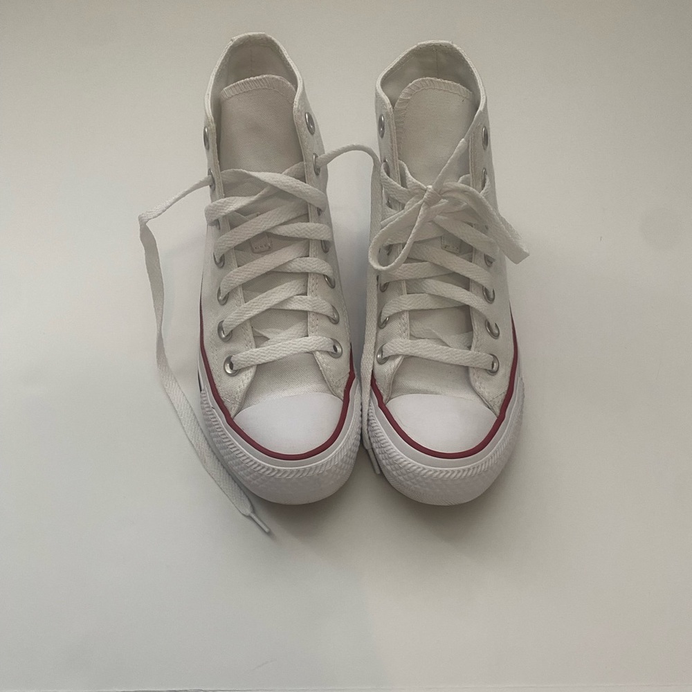 White High Top Converse - Chuck Taylors
